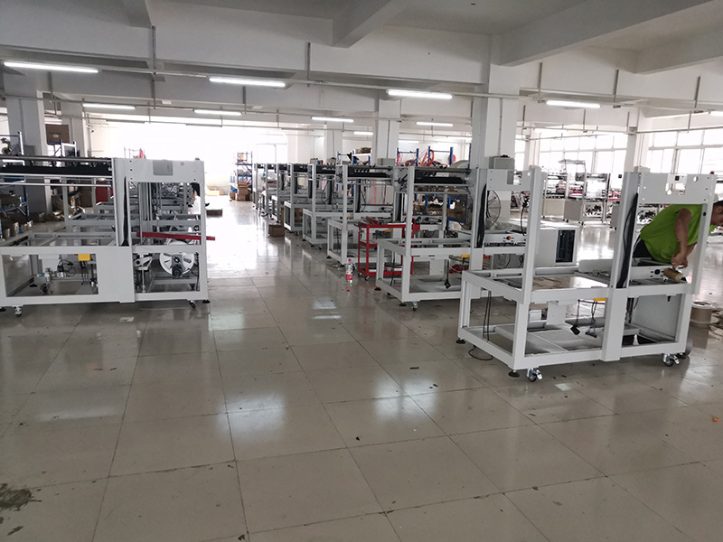 封切機(jī)車(chē)間